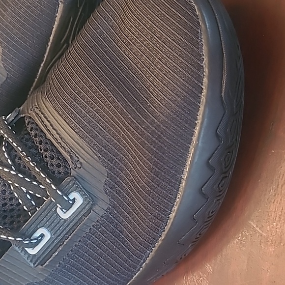 Nike Kyrie Flytrap 4.  Size 10 Men's. - Picture 9 of 13